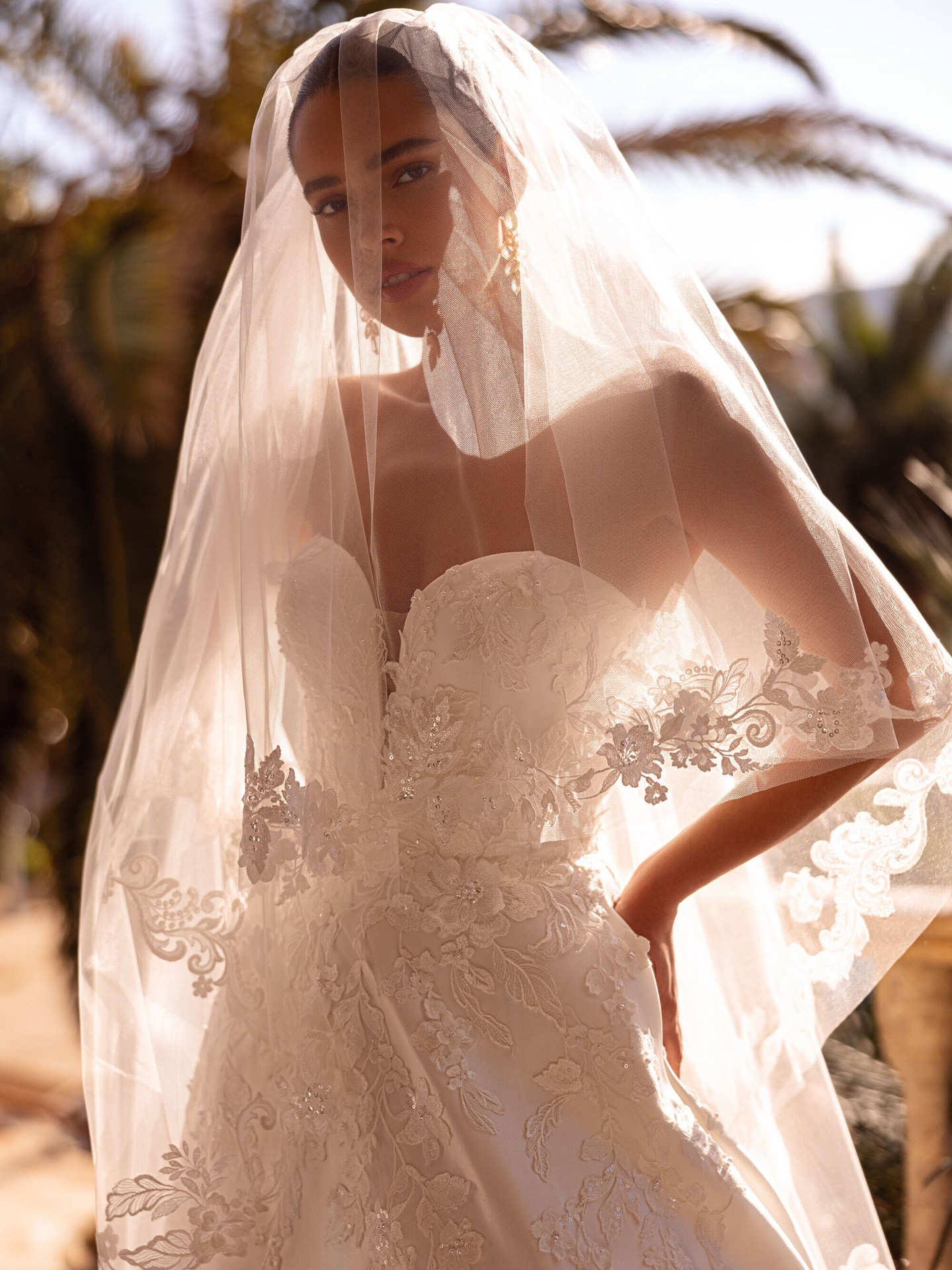 Atemberaubend 😍 @demetriosbride 

❤️ Bucht euren kostenlosen Beratungs Termin direkt hier 
📒 https://www.brautmode-speyer.de/termin/
Oder ruft uns einfach an unter der: 📞 01737007271

#demetrios #demetriosbridal #Brautkleid #Traumhochzeit #BridalFashion #Brautmode #SayYesToTheDress #Braut2026 #Hochzeitsinspiration #BrideToBe #ModernBridal #LuxuryWeddingDress #PrincessDress #BrautkleidSpeyer #Hochzeitskleid2026 #Brautatelier #BridalInspo #DressShopping #speyer #mannheim #heidelberg #vividbridal Werbung