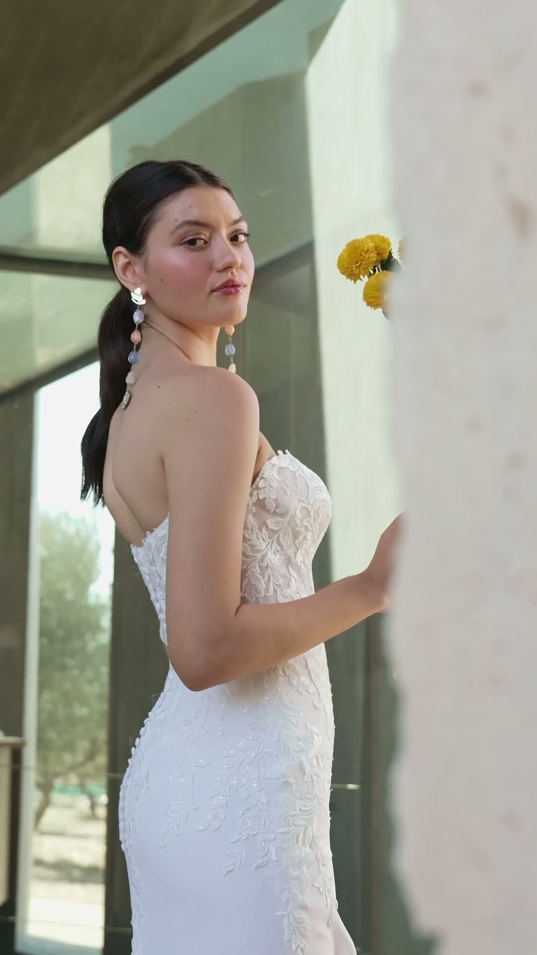 Pure Romantik @demetriosbride 

❤️ Bucht euren kostenlosen Beratungs Termin direkt hier 
📒 https://www.brautmode-speyer.de/termin/
Oder ruft uns einfach an unter der: 📞 01737007271

#Brautkleid #Traumhochzeit #BridalFashion #Brautmode #SayYesToTheDress #Braut2026 #Hochzeitsinspiration #BrideToBe #ModernBridal #LuxuryWeddingDress #BrautkleidSpeyer #Hochzeitskleid2026 #Brautatelier #BridalInspo #DressShopping #BridalGoals #speyer #mannheim #heidelberg #vividbridal Werbung