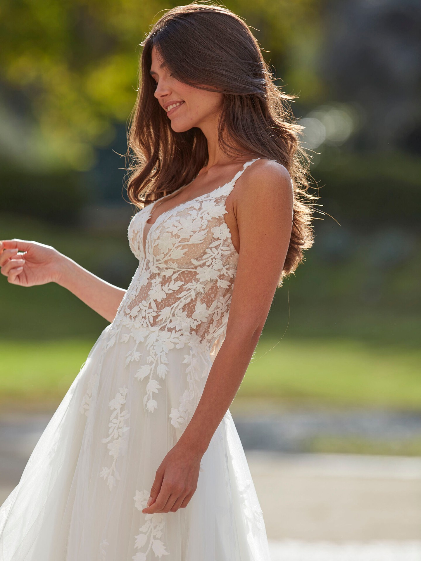 Die Barcelona Bridal Fashion Week ist vorbei. Und wir bereiten unser Bildmaterial für die Kleider der Kollektion 2027 vor. Außerdem zeigen wir euch Kleider unseres neuen Partners.

#Amelie #Ameliebridal

❤️ Bucht euren kostenlosen Beratungs Termin direkt hier 
📒 https://www.brautmode-speyer.de/termin/
Oder ruft uns einfach an unter der: 📞 01737007271

#Brautkleid #Traumhochzeit #BridalFashion #Brautmode #SayYesToTheDress #Braut2026 #Hochzeitsinspiration #BrideToBe #ModernBridal #LuxuryWeddingDress #BrautkleidSpeyer #Hochzeitskleid2026 #Brautatelier #BridalInspo #DressShopping #BridalGoals #speyer #mannheim #heidelberg #vividbridal Werbung