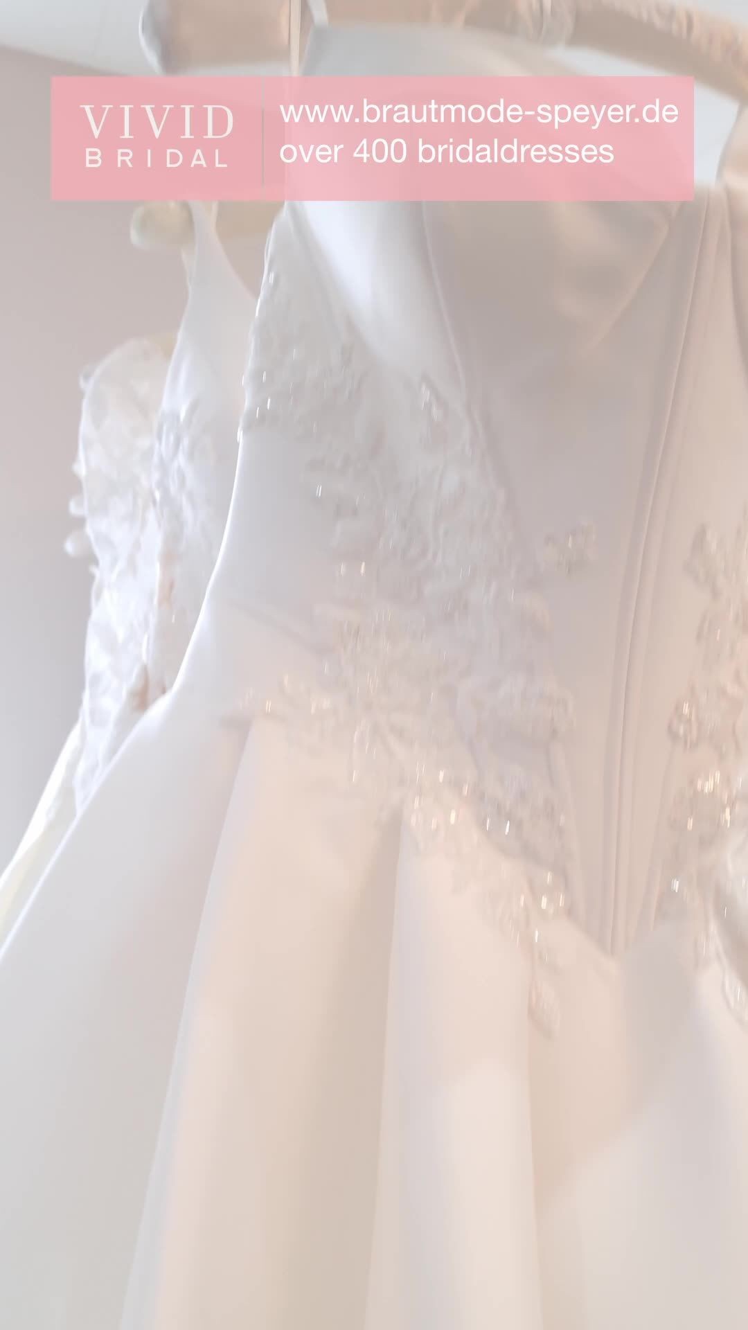 ❤️ Bucht euren kostenlosen Beratungs Termin direkt hier 
📒https://www.brautmode-speyer.de/termin/ 
Oder ruft uns einfach an unter der: 
📞 01737007271

#VividBridal #Brautkleid  #Hochzeit2025 #BridalFashion #Hochzeitsinspiration  #Brautstyling  #Hochzeitskleid #Brautboutique #Hochzeitsvorbereitung #Traumkleid #DeutscheHochzeit #zwischentüllundtränen  #mannheim #speyer