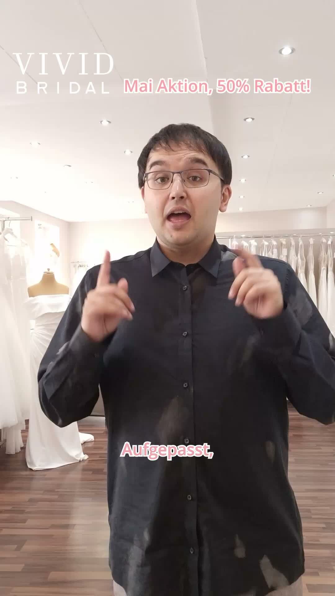 Mai Aktion! Bis zu 50% Rabatt!

Vom 5. Mai bis zum 23. Mai erhaltet ihr auf alle unsere Bestands Brautkleider bis zu 50% Rabatt! 

Dieser Rabatt gilt nur bei der ersten Beratung/Anprobe.

❤️ Bucht euren kostenlosen Beratungs Termin direkt hier 
📒 https://www.brautmode-speyer.de/termin/
Oder ruft uns einfach an unter der: 📞 01737007271

#Brautkleid #Traumhochzeit #BridalFashion #Brautmode #SayYesToTheDress #Braut2026 #Hochzeitsinspiration #BrideToBe #ModernBridal #LuxuryWeddingDress #BrautkleidSpeyer #Hochzeitskleid2026 #Brautatelier #BridalInspo #DressShopping #BridalGoals #speyer #mannheim #heidelberg #vividbridal Werbung