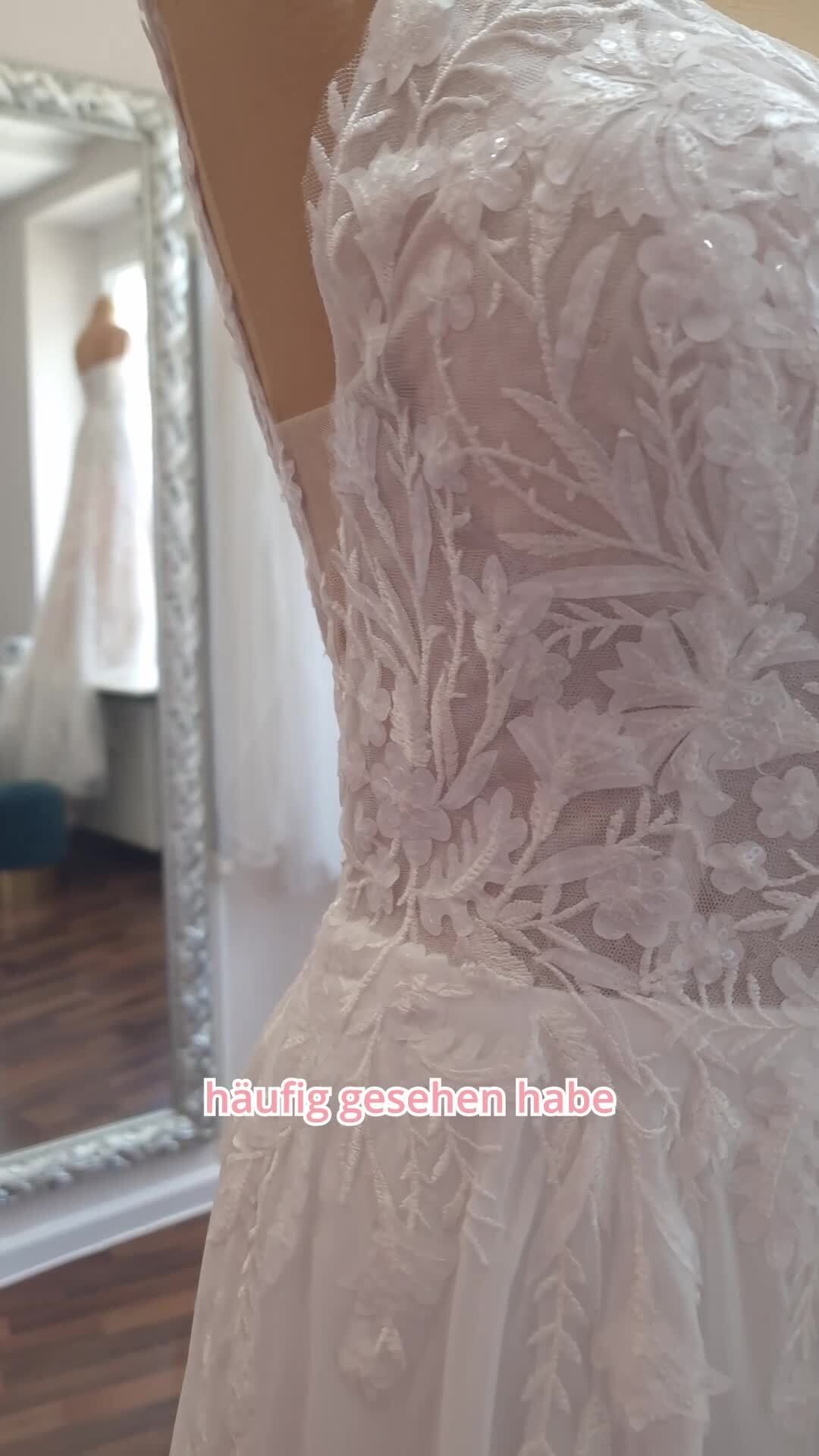 Etwas ganz besonderes und Leichtes für eure Freie Trauung!

❤️ Bucht euren kostenlosen Beratungs Termin direkt hier 
📒 https://www.brautmode-speyer.de/termin/
Oder ruft uns einfach an unter der: 📞 01737007271

#Brautkleid #Traumhochzeit #Hochzeitskleid #Brautmode #SayYesToTheDress #Braut2026 #Hochzeitsinspiration #BrideToBe
#ModernBridal #MinimalistBride #SustainableBridal #BrautkleidSpeyer #Hochzeitskleid2026 #Brautatelier #BridalInspo #DressShopping #BridalGoals #speyer #mannheim #heidelberg #vividbridal Werbung