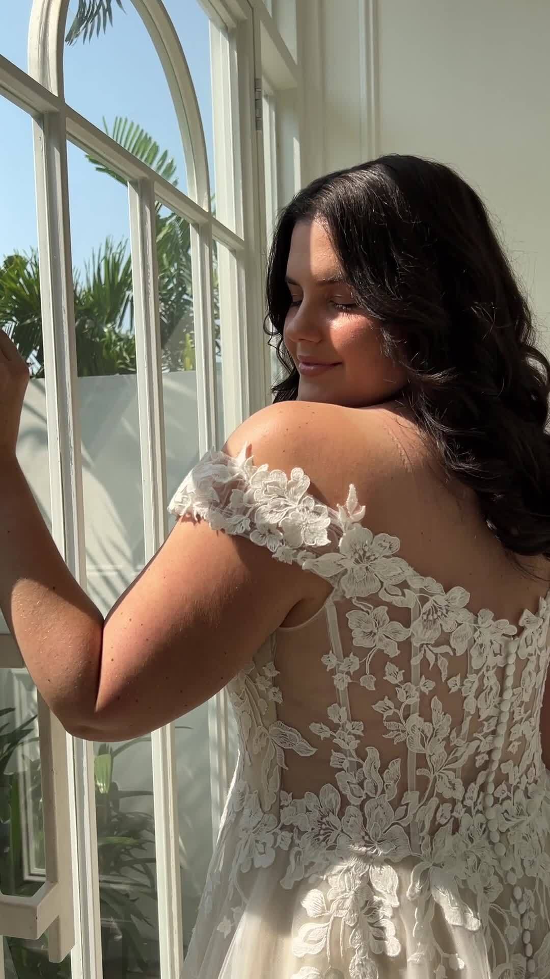 Habt einen schönen Start ins Wochenende! Und wir danken alle die heute bei uns waren! Groß und Klein, (unsere Kommunion Kinder die schon bald Ihr Kommunion haben!) @ameliebridal #amelie #ameliebridal

❤️ Bucht euren kostenlosen Beratungs Termin direkt hier 
📒 https://www.brautmode-speyer.de/termin/
Oder ruft uns einfach an unter der: 📞 01737007271

#Brautkleid #Traumhochzeit #BridalFashion #Brautmode #SayYesToTheDress #Braut2026 #Hochzeitsinspiration #BrideToBe #ModernBridal #LuxuryWeddingDress #BrautkleidSpeyer #Hochzeitskleid2026 #Brautatelier #BridalInspo #DressShopping #BridalGoals #speyer #mannheim #heidelberg #vividbridal Werbung